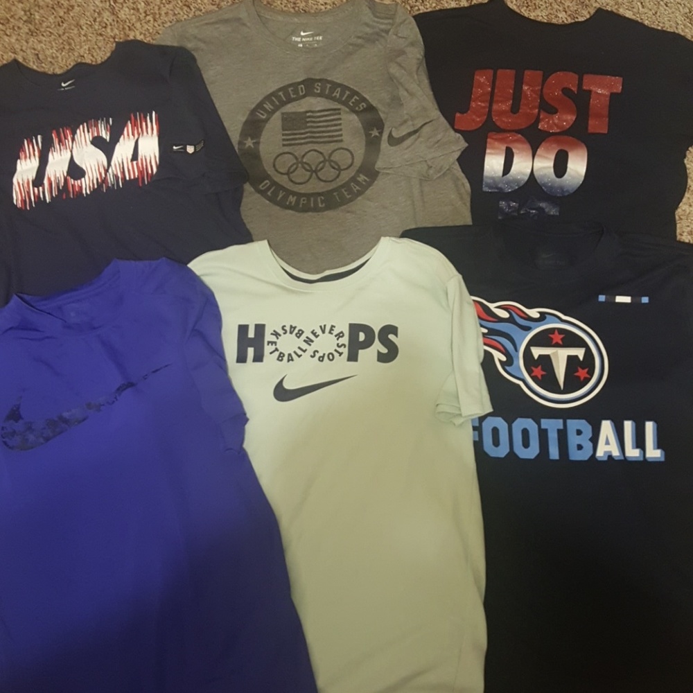 6 Men's Size Medium Nike shirts
